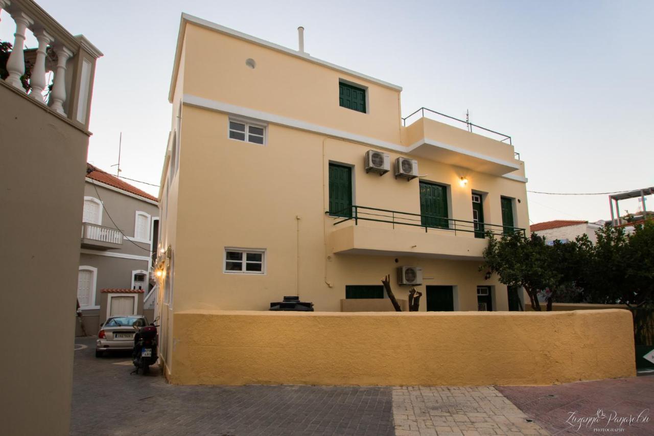 Pier Apartments Karpathos Exteriör bild