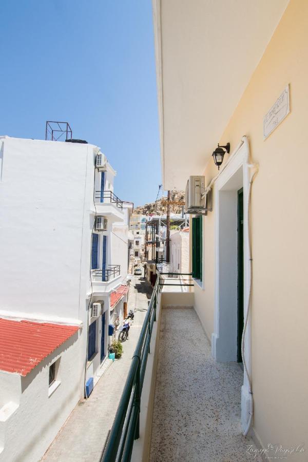 Pier Apartments Karpathos Exteriör bild